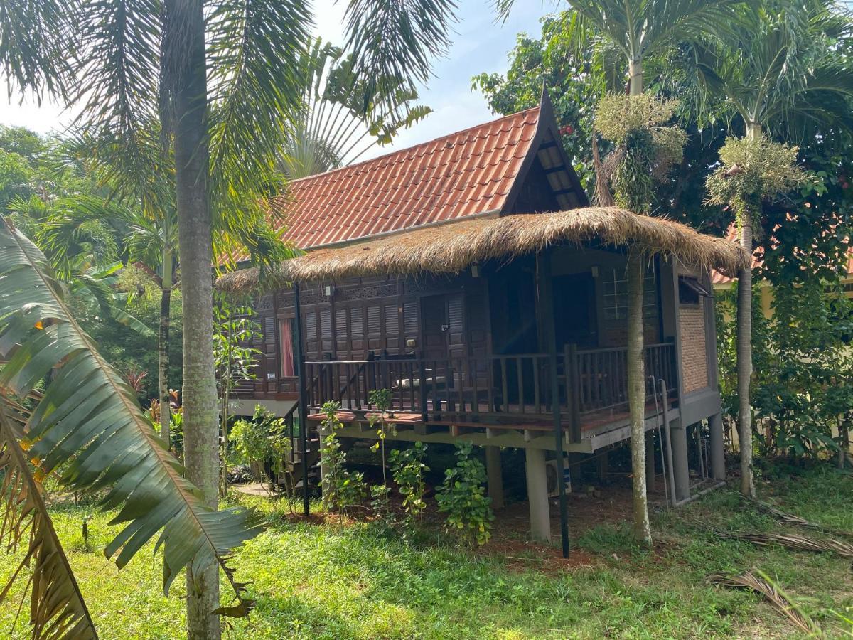 Thai Heritage Koh Mak Hotel Buitenkant foto